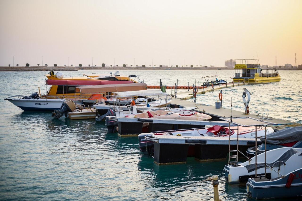 Hotel&Resort Golden Marina Yanbu Buitenkant foto