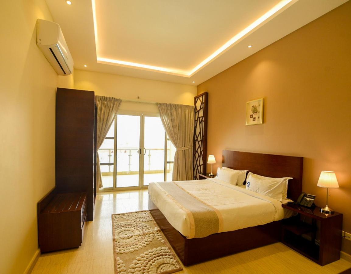Hotel&Resort Golden Marina Yanbu Buitenkant foto