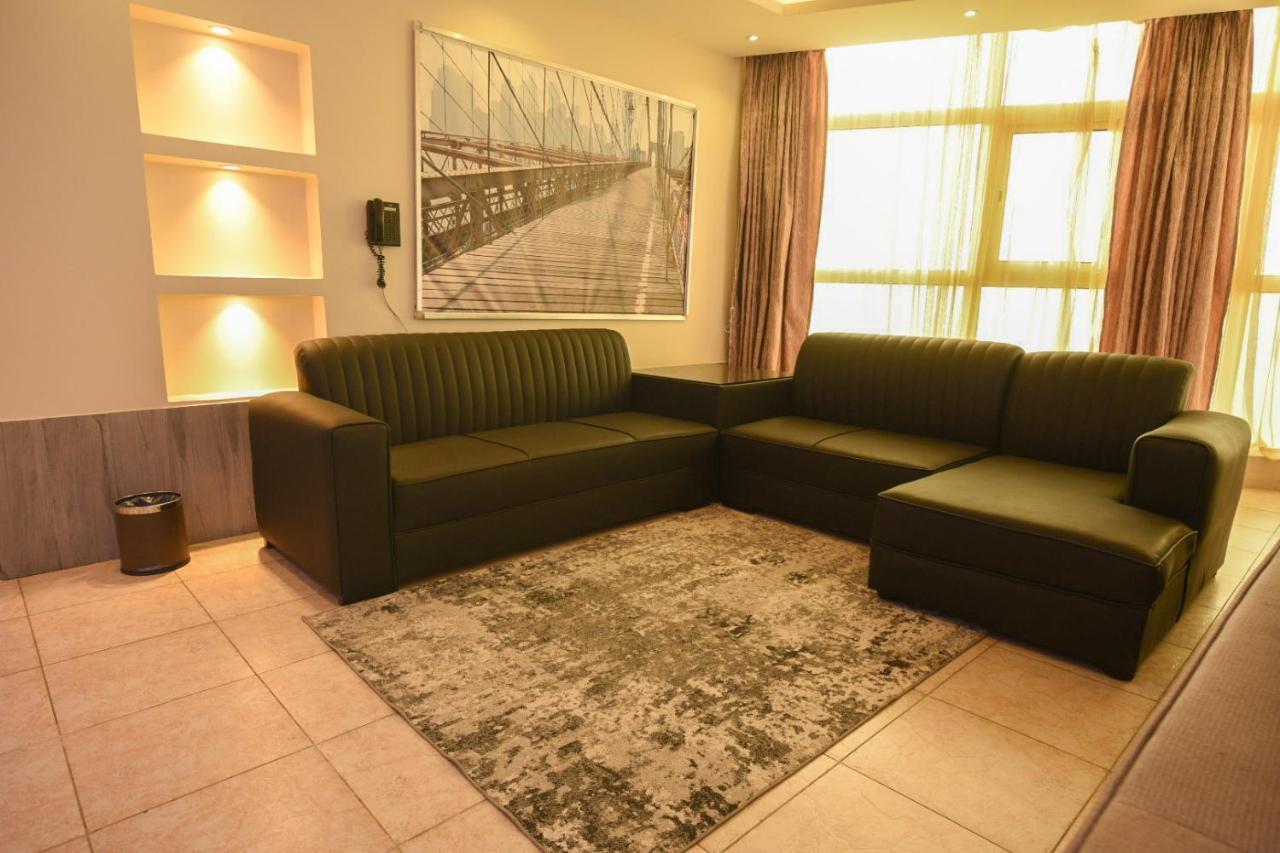 Hotel&Resort Golden Marina Yanbu Buitenkant foto