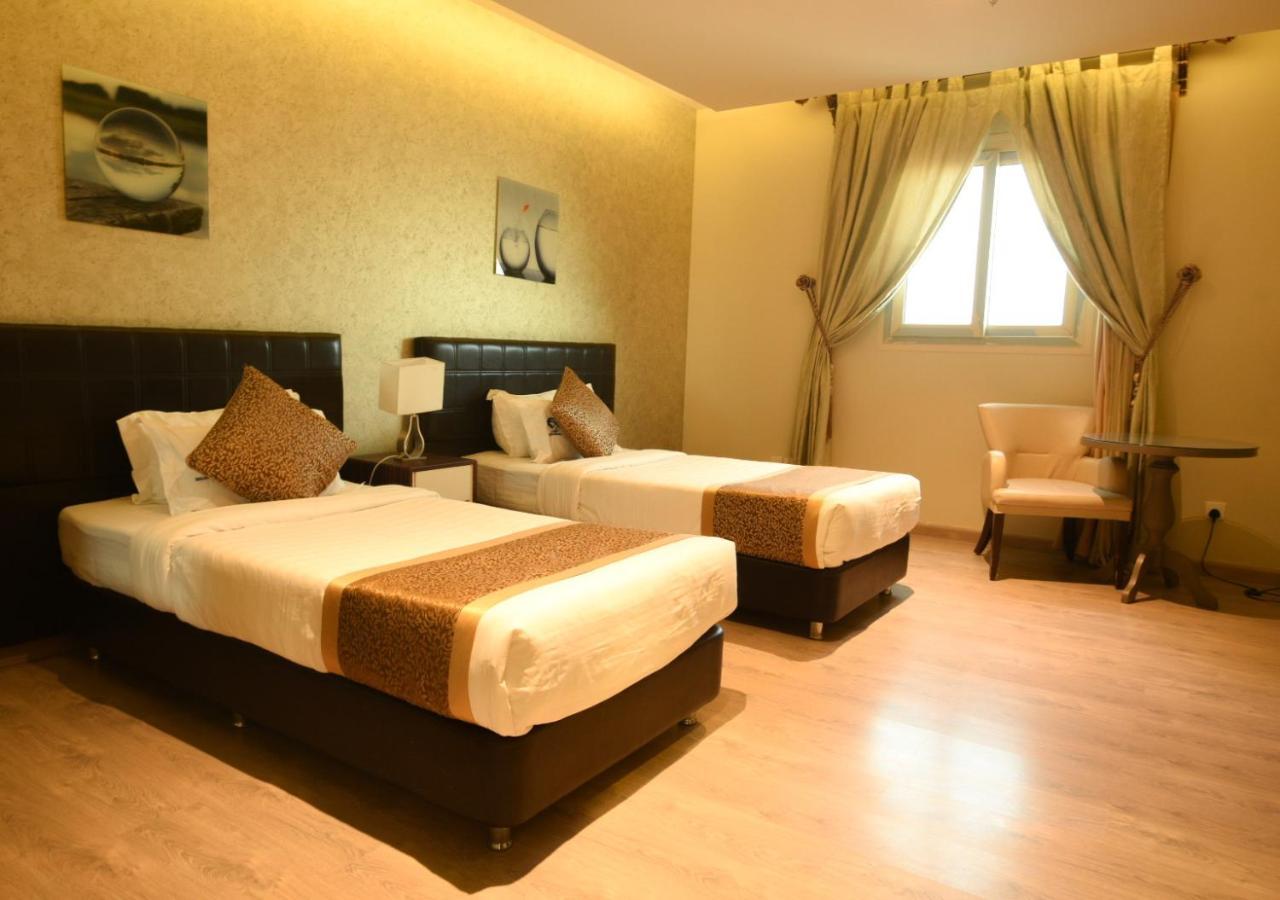 Hotel&Resort Golden Marina Yanbu Buitenkant foto