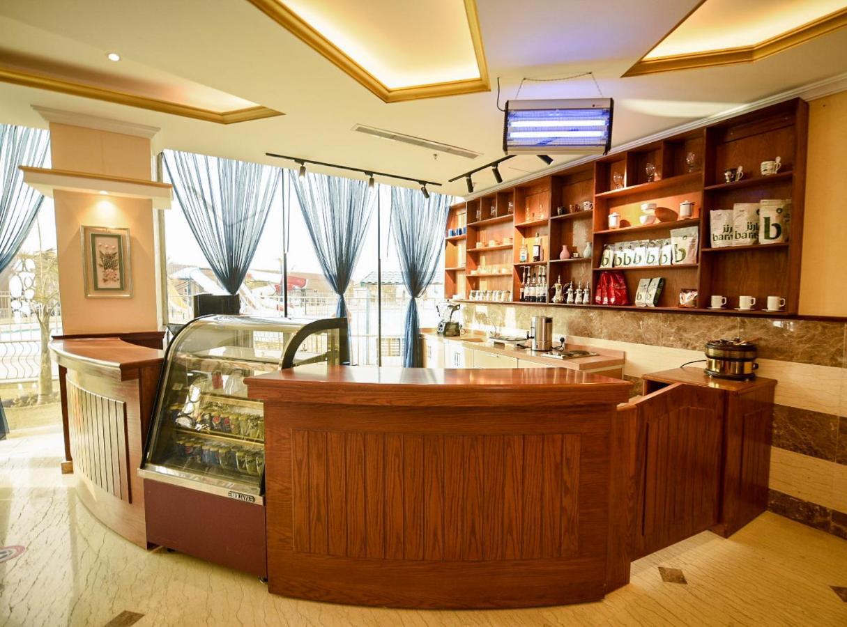 Hotel&Resort Golden Marina Yanbu Buitenkant foto