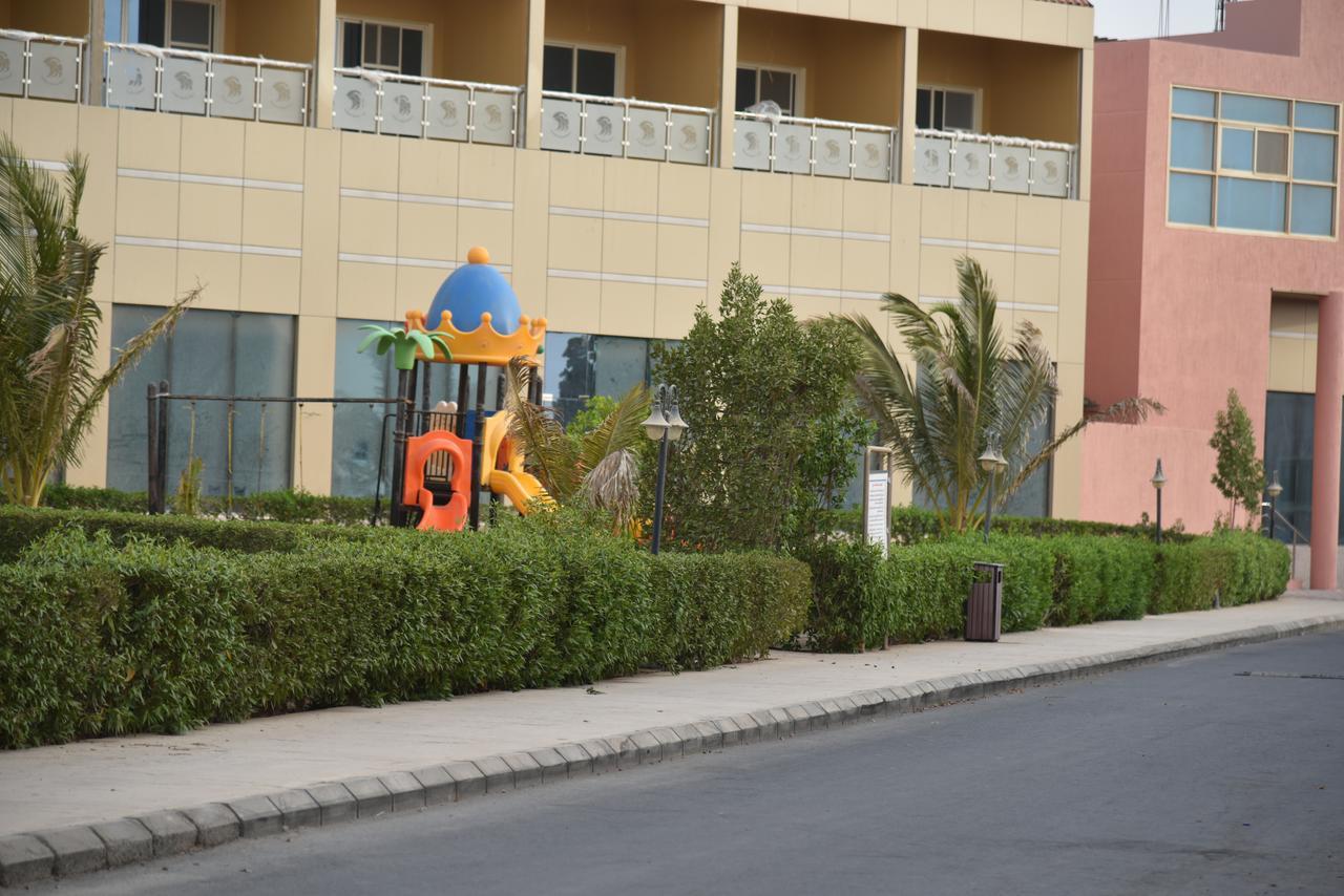 Hotel&Resort Golden Marina Yanbu Buitenkant foto