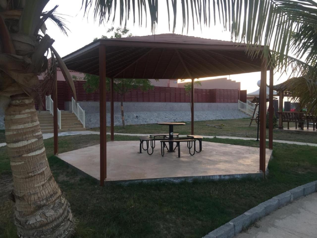 Hotel&Resort Golden Marina Yanbu Buitenkant foto